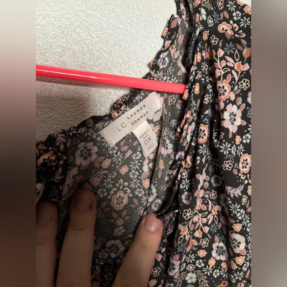 Lauren Conrad top in size women’s 0X - Picture 3 of 4